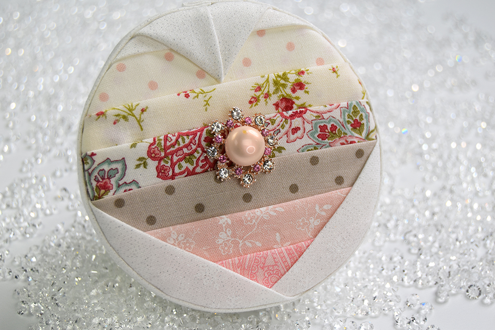 shabby-pink-tiered-heart-no-sew-ornament-1