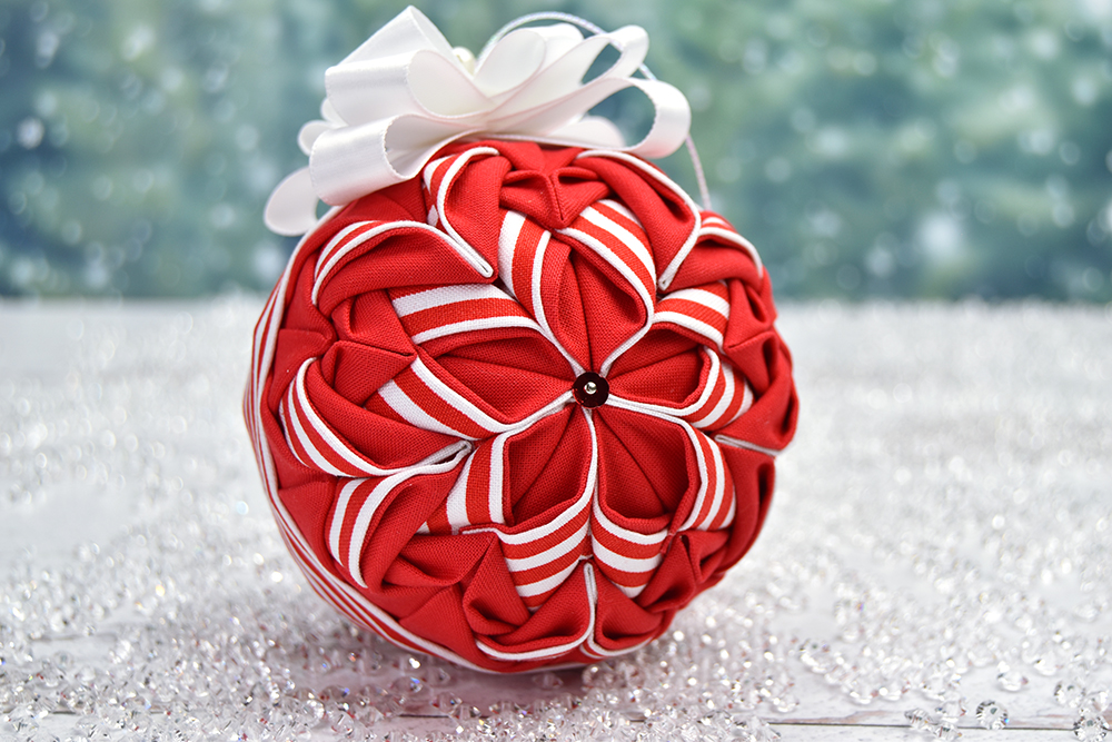 ribbon-candy-red-white-stripe-no-sew-quilted-ornament-1