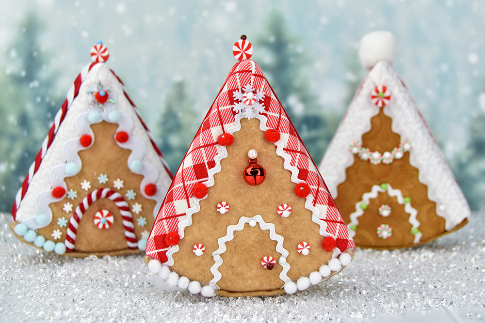 candy-cane-gingerbread-house-no-sew-ornaments-2