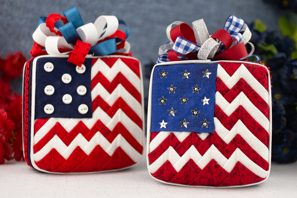 zig-zag-flag-patriotic-no-sew-quilted-ornament-03