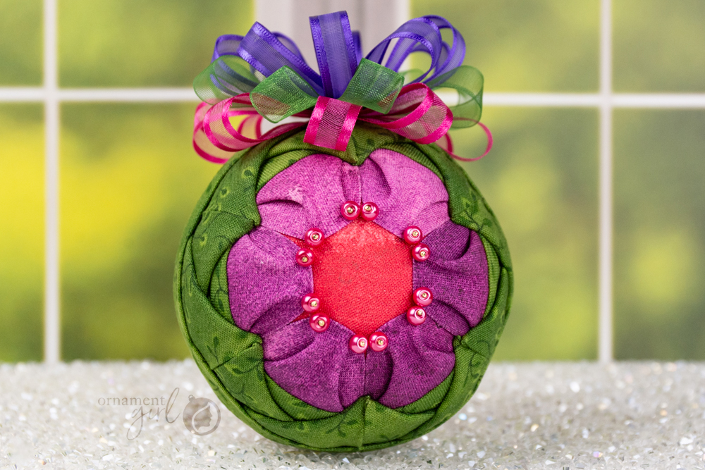 purple-morning-glory-poppy-no-sew-quilted-ornament-01-wm