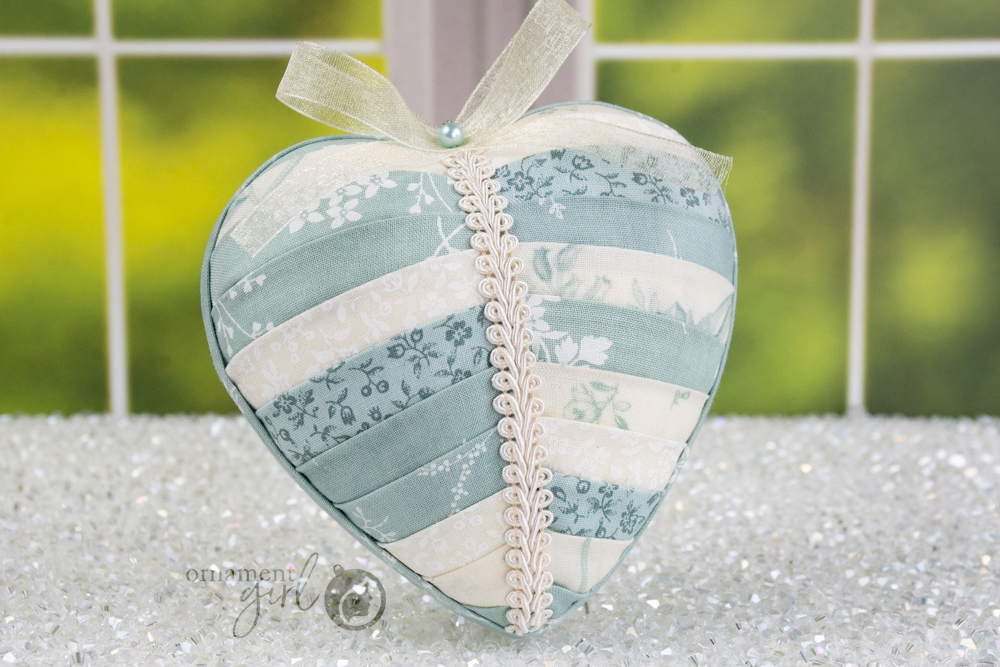 shabby-chic-spring-leaf-no-sew-quilted-ornament-02-wm