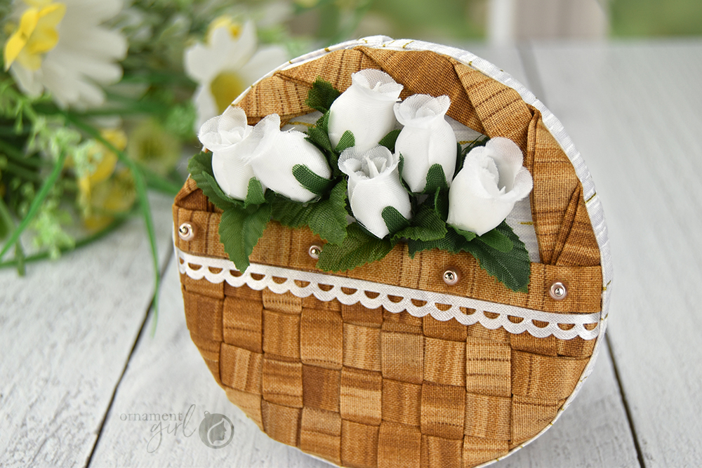 white-tulip-spring-basket-no-sew-fabric-art-ornament-5-wm white-tulip-spring-basket-no-sew-fabric-art-ornament-5-wm