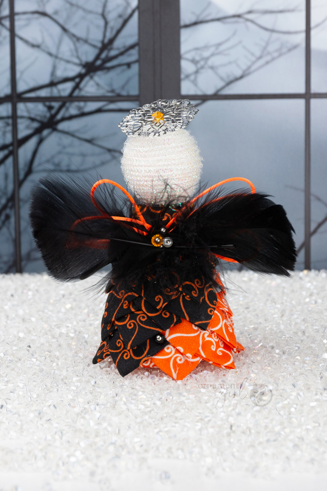 obscura-angel-no-sew-ornament-kit-12-wm