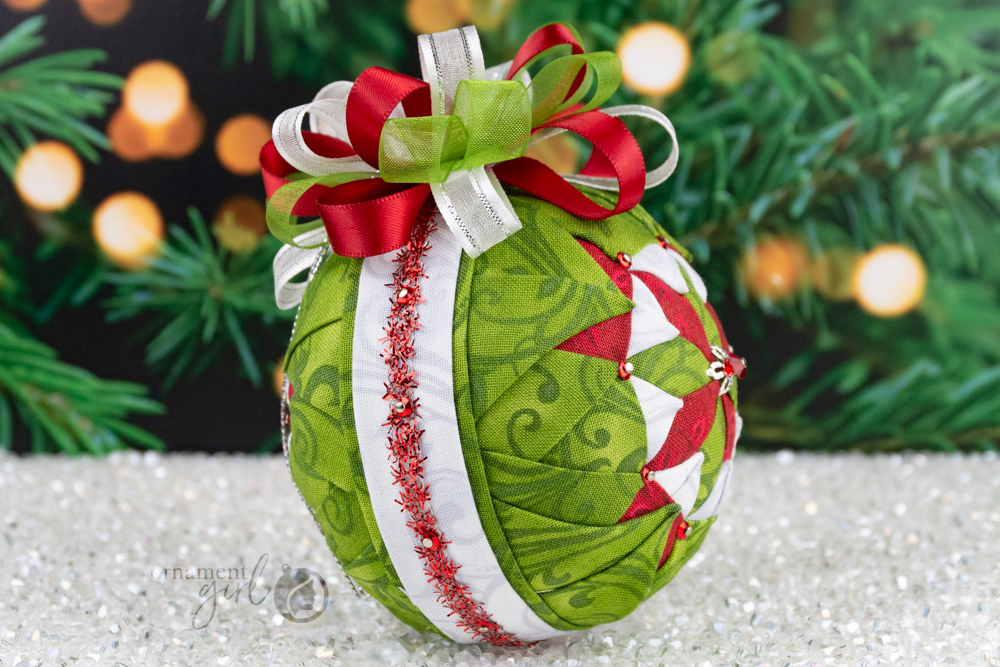 twister-no-sew-quilted-ornament-02-wm