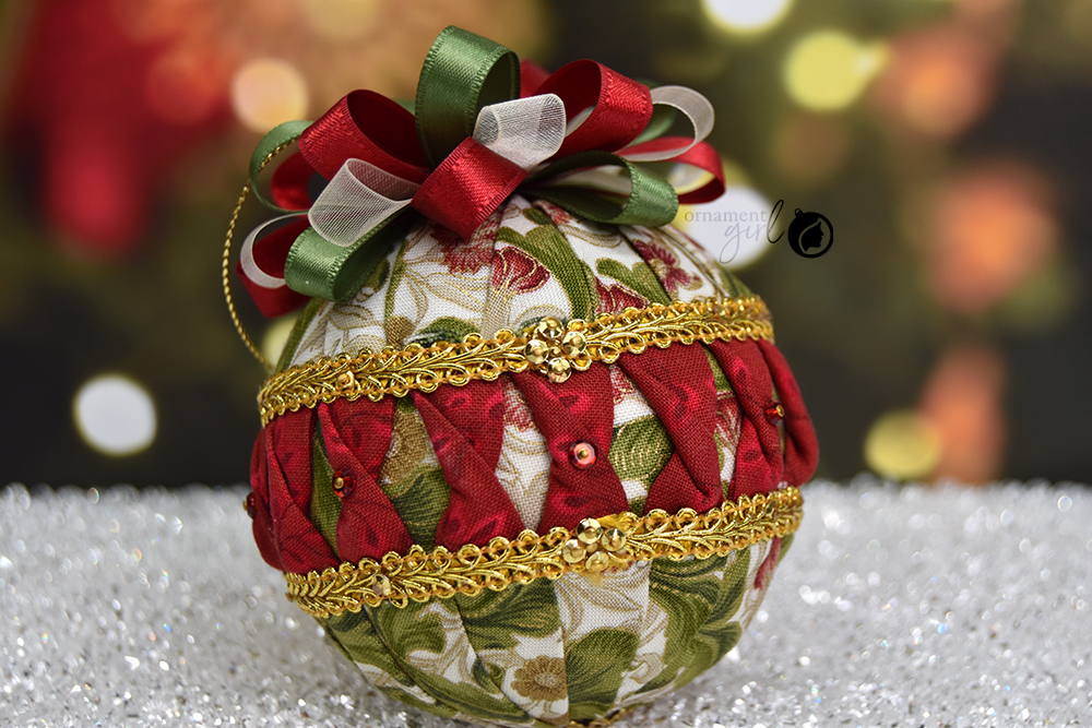 christmas-red-green-no-sew-playful-twist-ornament-1-wm