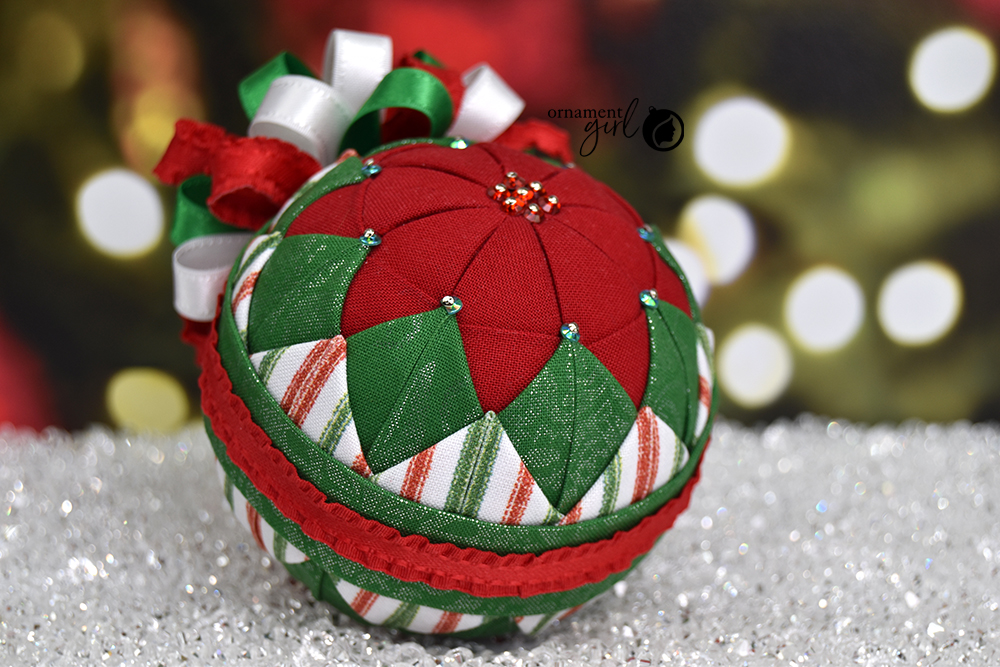 christmas-hunters-star-no-sew-quilted-ball-ornament-4-wm