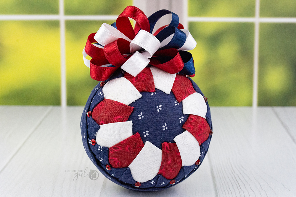 patriotic-floral-fanfare-no-sew-quilted-ornament-wm-13
