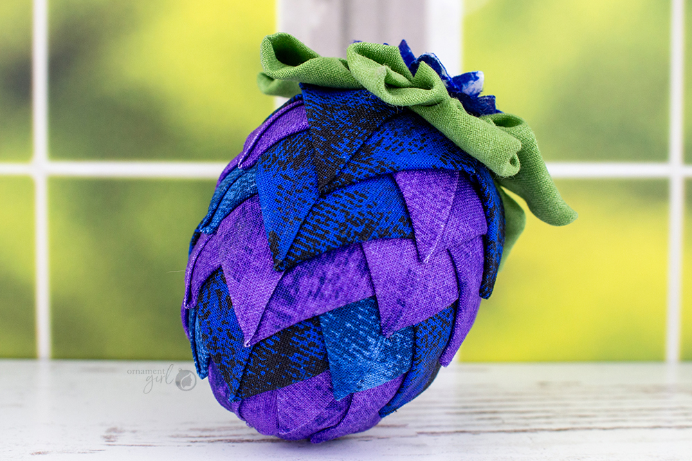 mulberry-blue-purple-summer-prairie-berry-no-sew-quilted-ornament-1-wm