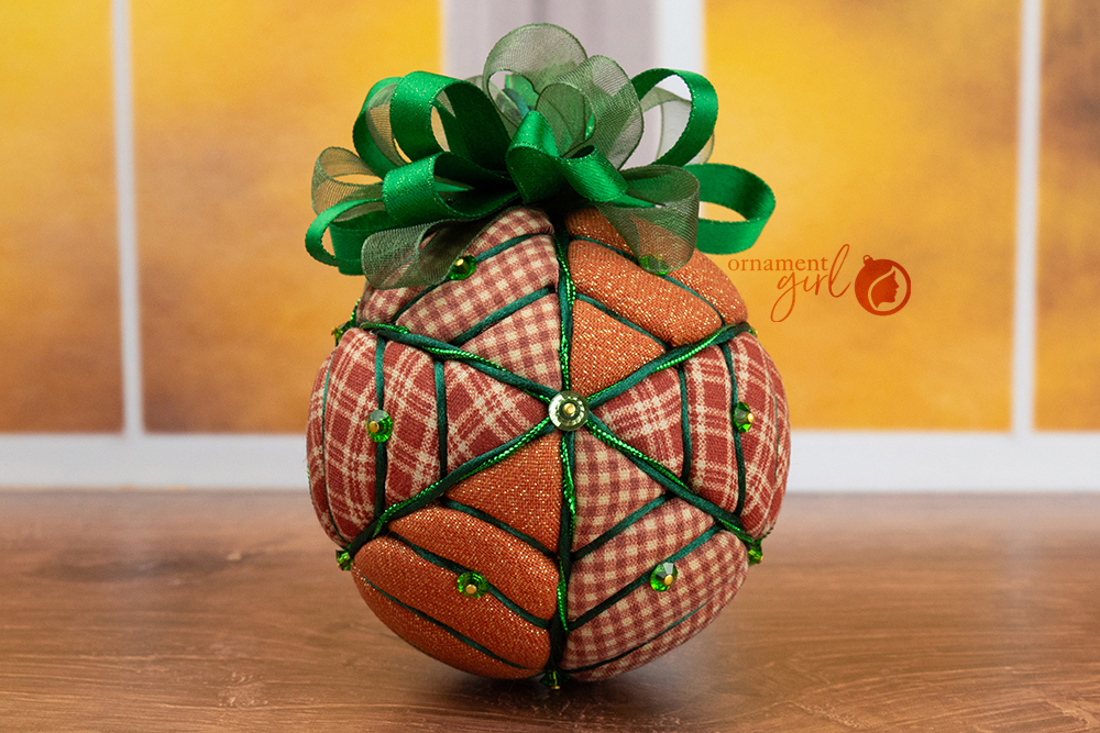 pumpkin-patch-rustic-kimekomi-spiderweb-no-sew-quilted-ornament-4-section-06-wm