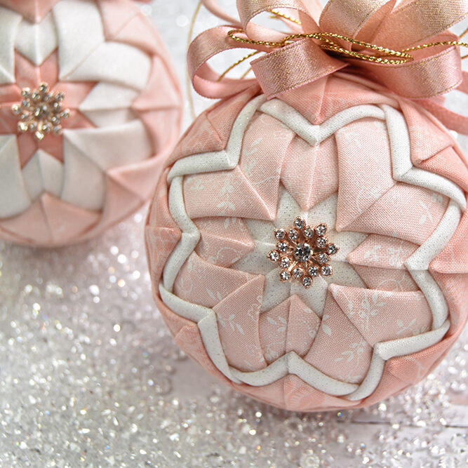 no-sew-basic-star-quilted-ornaments-set1-pink-gold-shabby-1000